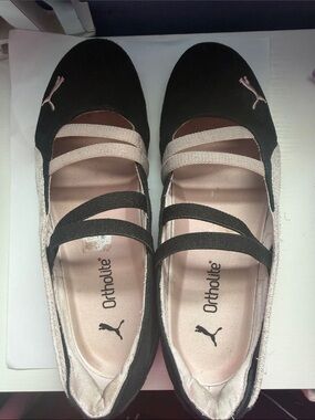 Puma Black Ballet Flats with Light Pink Straps